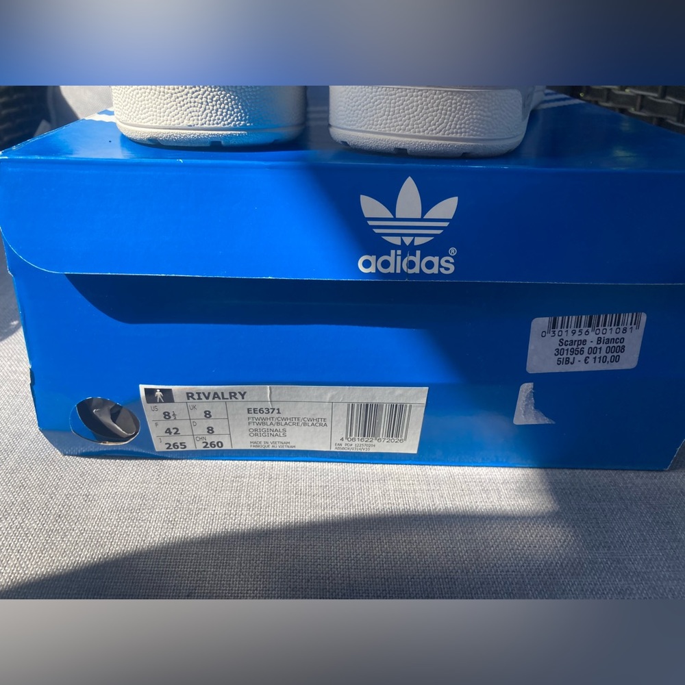 Excellent Condition Adidas Rivalry High Top - Picture 6 of 7